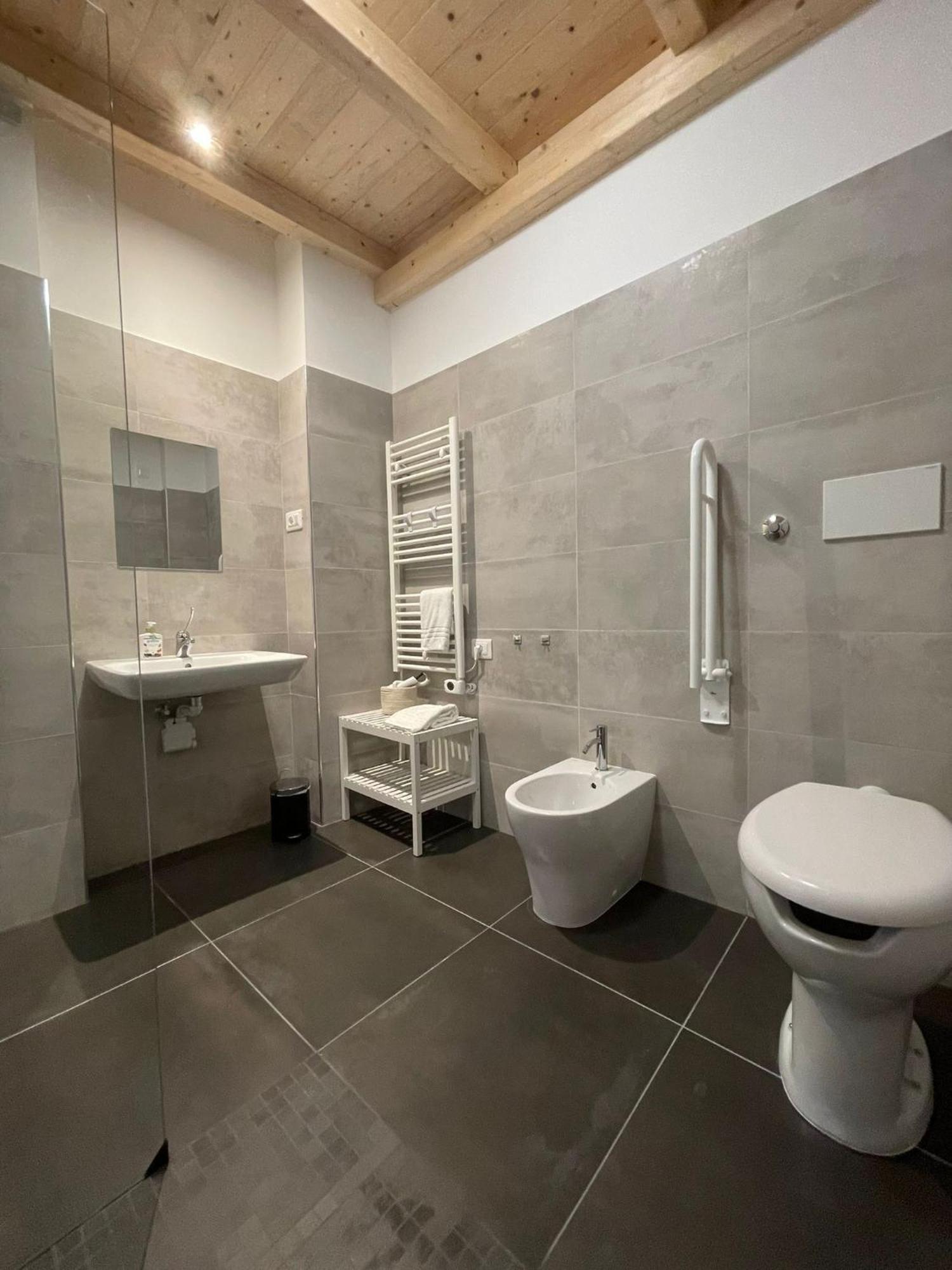 Aloe Comfort Rooms Pescara Kültér fotó
